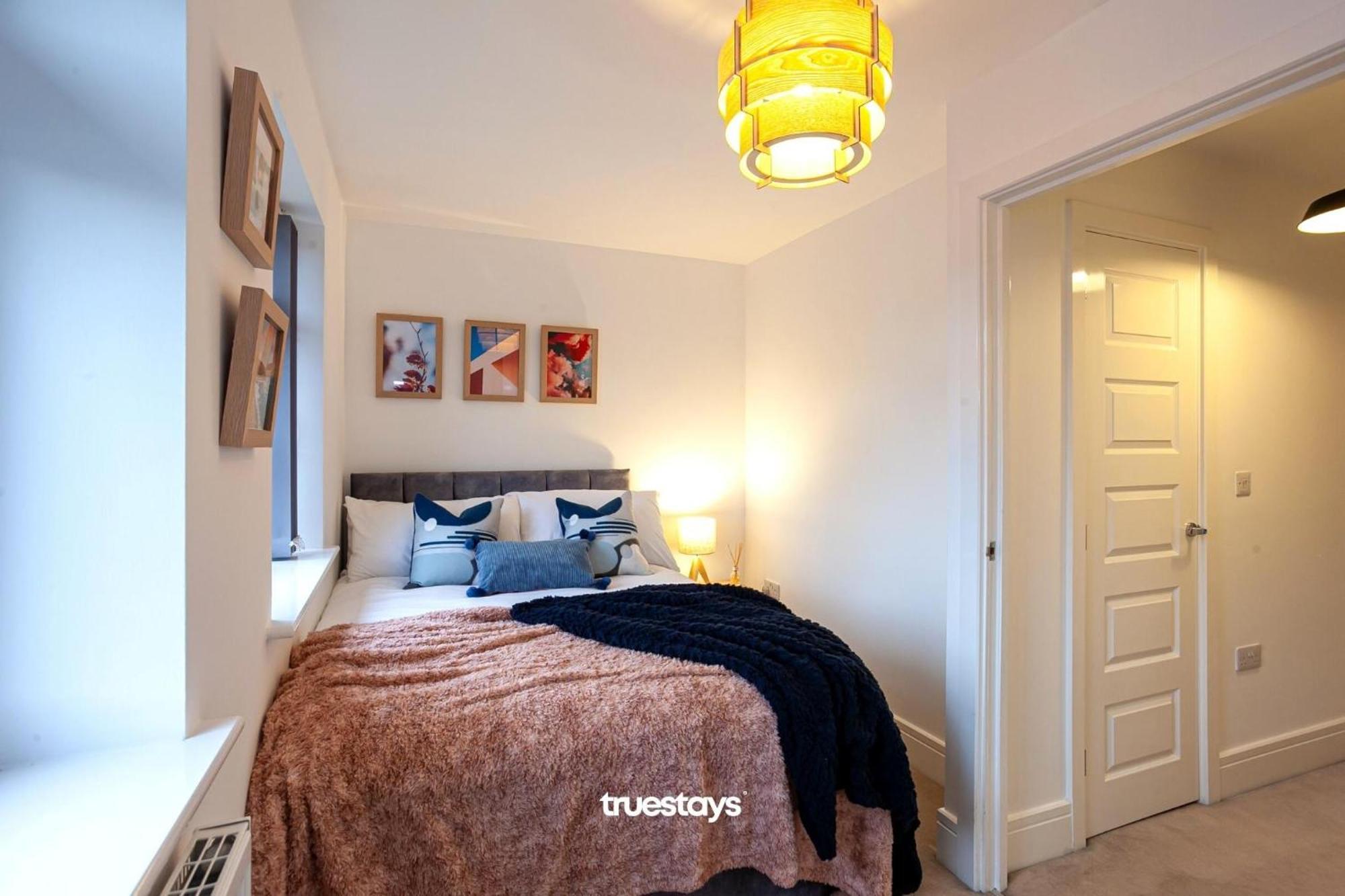 Ambassador House By Truestays - Luxury 4 Bedroom House In Stoke-On-Trent Etruria Exterior foto